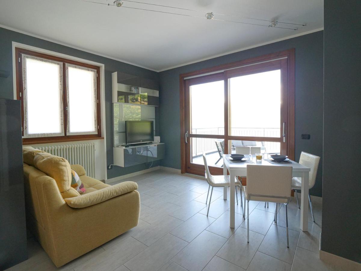 Full Of Colour Apartment Bellano Luaran gambar