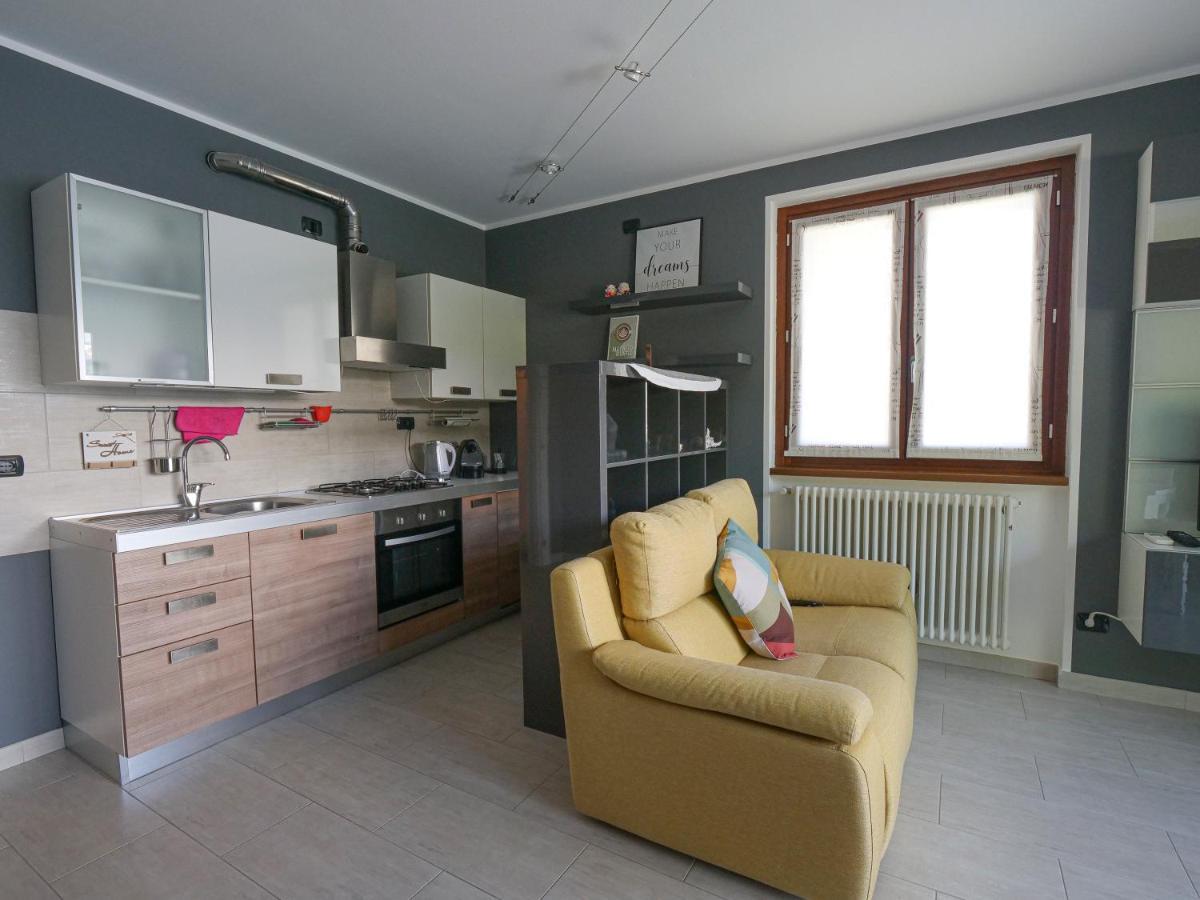 Full Of Colour Apartment Bellano Luaran gambar
