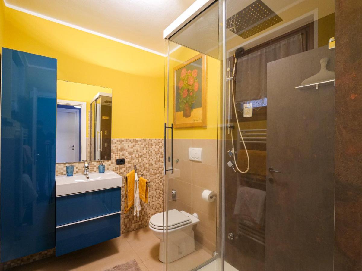 Full Of Colour Apartment Bellano Luaran gambar